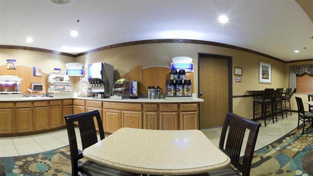Holiday Inn Express Tuscola Exterior photo