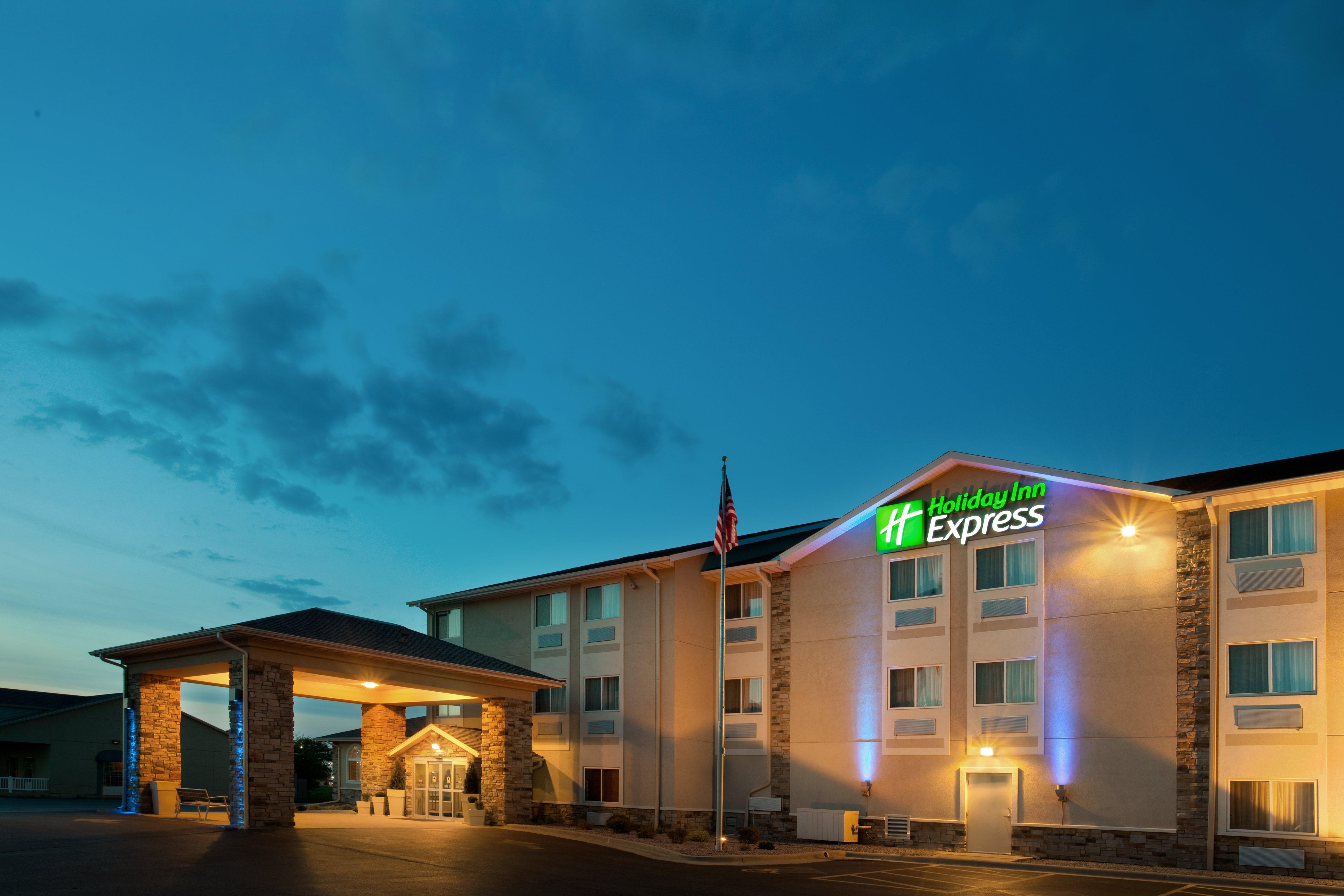 Holiday Inn Express Tuscola Exterior photo